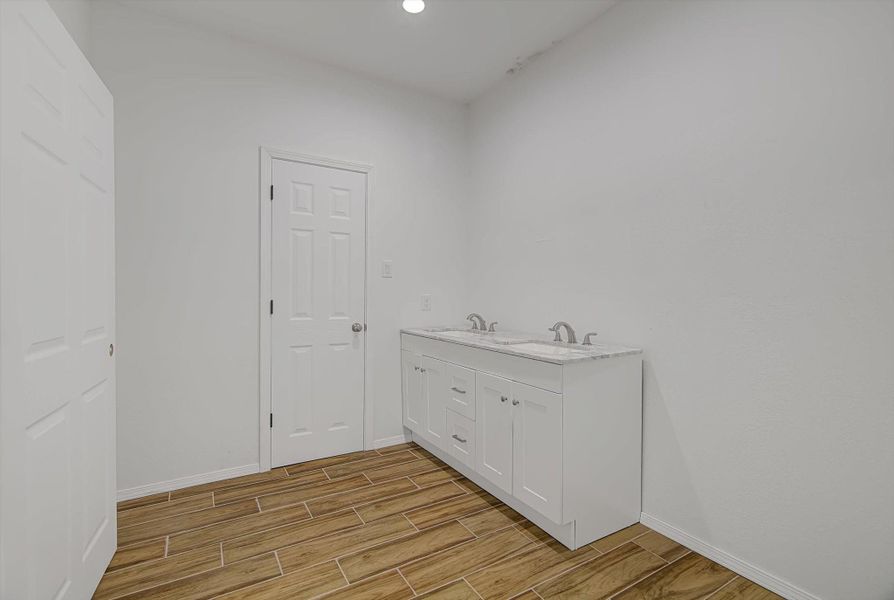 Spacious, unfurnished interior of a new home in , Dayton (Image 24). Spacious, unfurnished interior of a new home in , Dayton (Image 24).