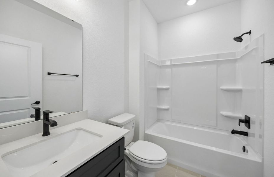Furnished interior view inside a new home in Sun City Texas, Georgetown (Image 10).