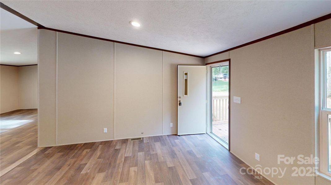 Spacious, unfurnished interior of a new home in , Rock Hill (Image 10).