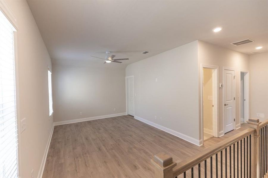 Spacious, unfurnished interior of a new home in Aberdeen, Hoschton (Image 17).