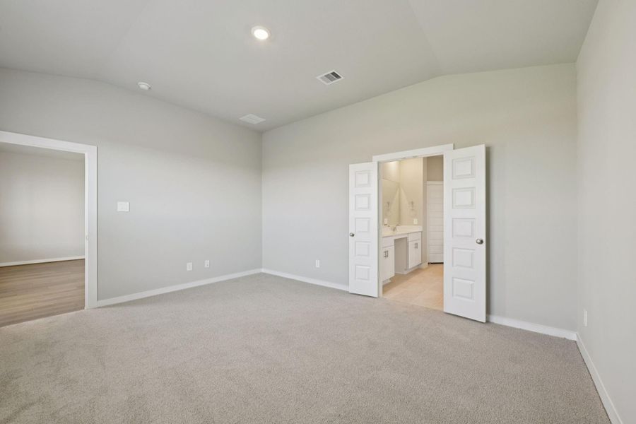 Photo is not of the actual home, but is an inspirational photo of builder’s model home and may depict options, furnishings, and/or decorator features that are not included Photo is not of the actual home, but is an inspirational photo of builder’s model home and may depict options, furnishings, and/or decorator features that are not included