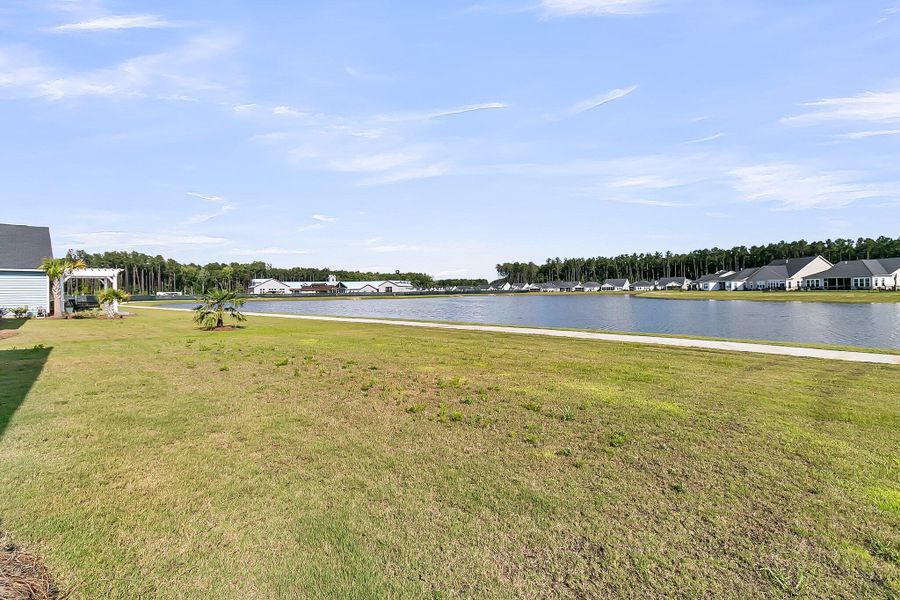 Image 38 of a home in Horizons at Summers Corner | 55+: The Legends.