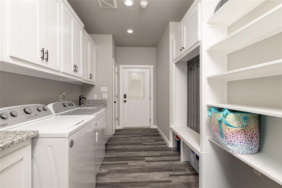 Furnished interior view inside a new home in , Bridgeport (Image 16).