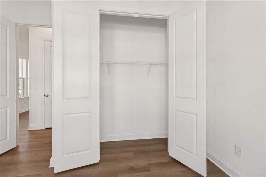 Spacious, unfurnished interior of a new home in East Harbor II at Chestatee, Dawsonville (Image 63).