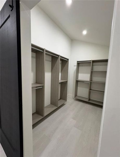 Image 37 of a home in .