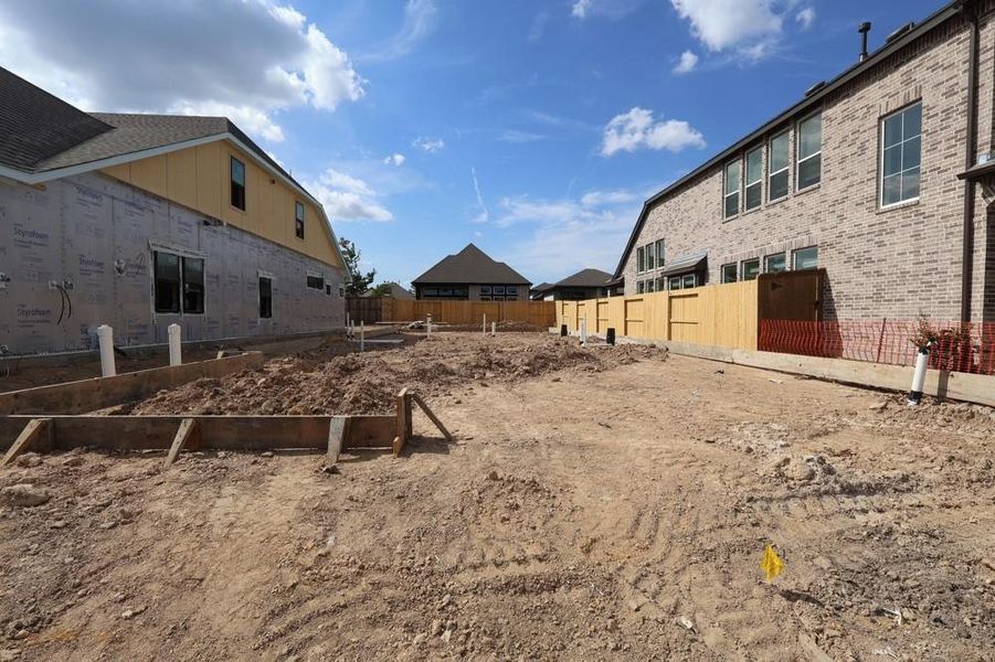 Every foundation at DWH is engineered and it’s inspected three times! We do not do “batch” testing. Rest easy knowing your foundation comes with a 10 year warranty. Every foundation at DWH is engineered and it’s inspected three times! We do not do “batch” testing. Rest easy knowing your foundation comes with a 10 year warranty.