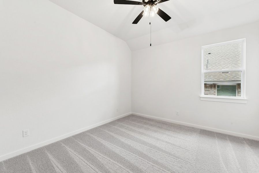 Spacious, unfurnished interior of a new home in University Heights, Round Rock (Image 29).