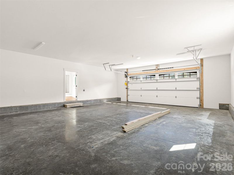 Spacious, unfurnished interior of a new home in , Hendersonville (Image 37). Spacious, unfurnished interior of a new home in , Hendersonville (Image 37).