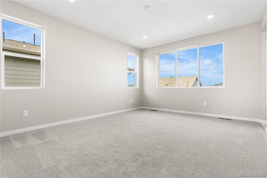 Spacious, unfurnished interior of a new home in Tribute at Lyric, Lone Tree (Image 42). Spacious, unfurnished interior of a new home in Tribute at Lyric, Lone Tree (Image 42).