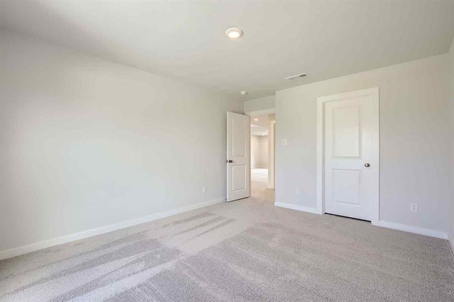 Spacious, unfurnished interior of a new home in Prestige Collection at Overland Grove, Forney (Image 10). Spacious, unfurnished interior of a new home in Prestige Collection at Overland Grove, Forney (Image 10).