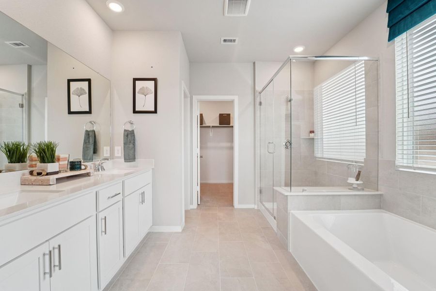 Photo is not of the actual home, but is an inspirational photo of builder’s model home and may depict options, furnishings, and/or decorator features that are not included Photo is not of the actual home, but is an inspirational photo of builder’s model home and may depict options, furnishings, and/or decorator features that are not included