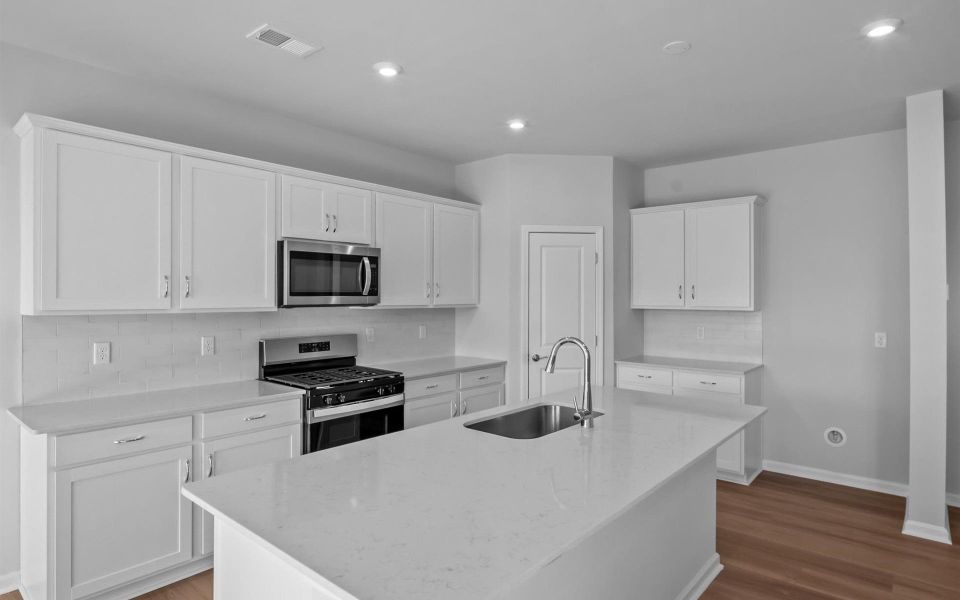 Furnished interior view inside a new home in Fox Hollow, Spartanburg (Image 7).
