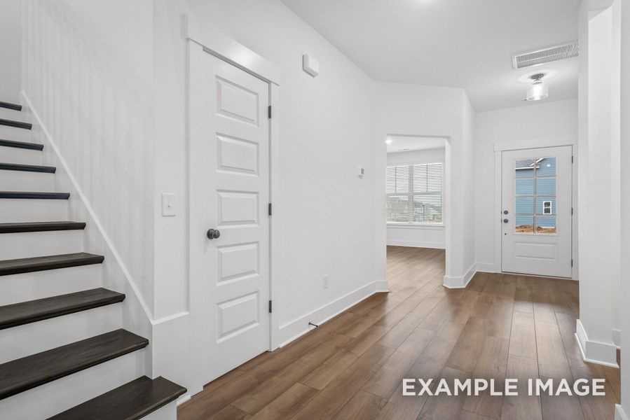 Spacious, unfurnished interior of a new home in Woods Crossing, Gallatin (Image 27).