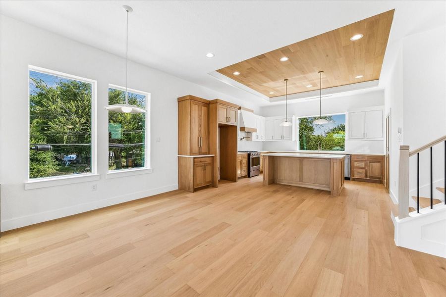 Spacious, unfurnished interior of a new home in , Houston (Image 16).