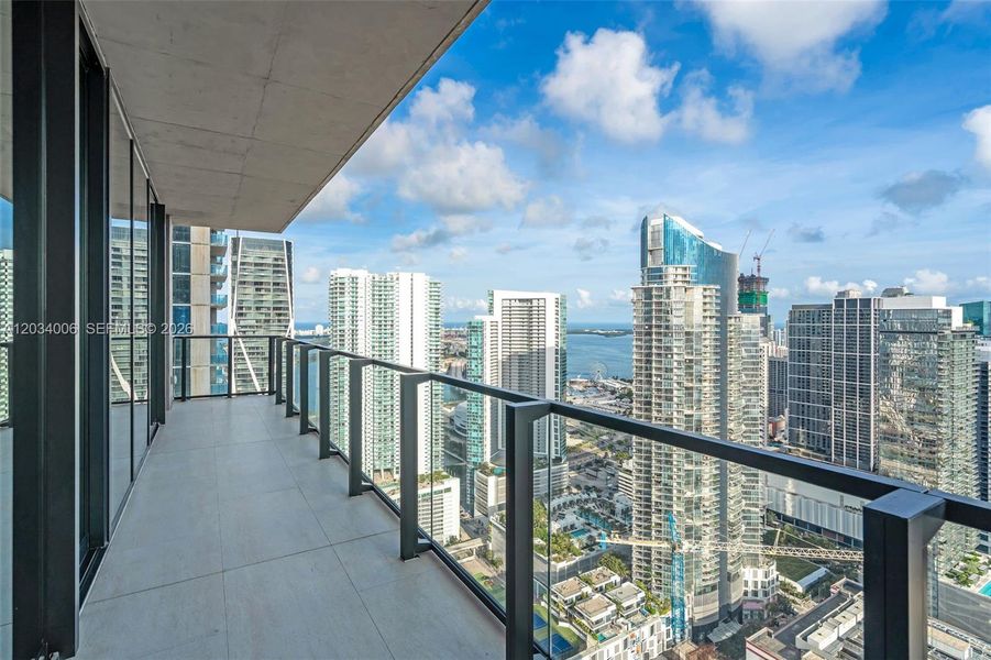 Condo located in Miami, FL showcasing its design and architecture (Image 3). Condo located in Miami, FL showcasing its design and architecture (Image 3).