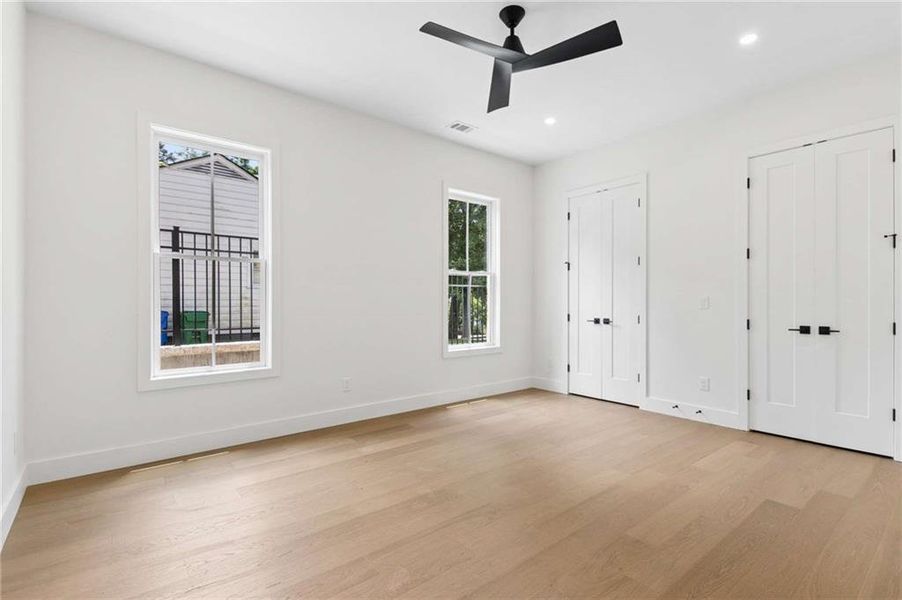 Spacious, unfurnished interior of a new home in , Brookhaven (Image 63).