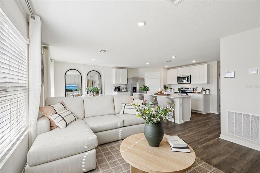 Furnished interior view inside a new home in Boulevard Oaks, Lady Lake (Image 4).