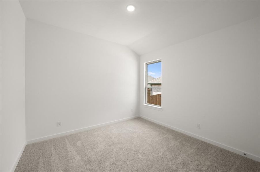 6921 Freight Train- Bedroom-2