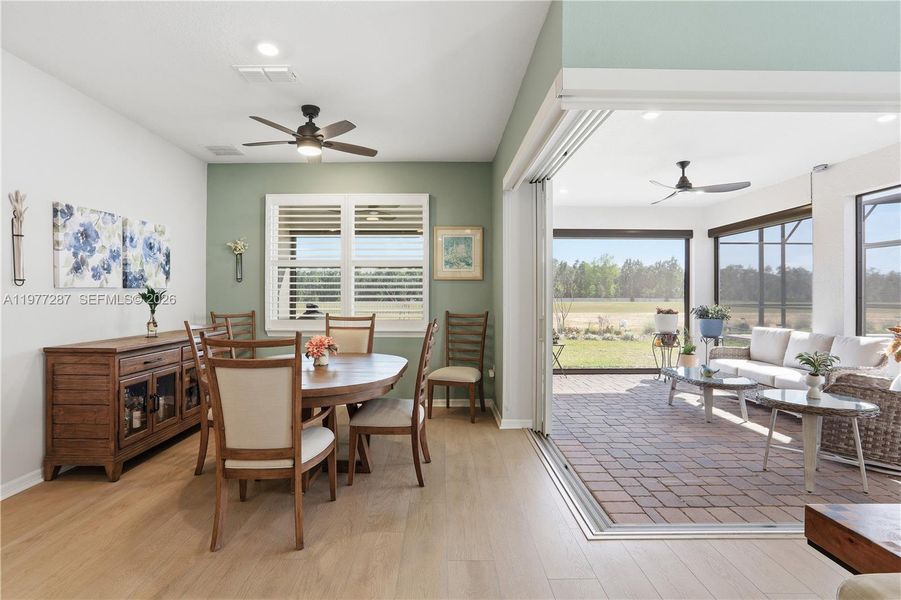 Furnished interior view inside a new home in Del Webb Minneola, Minneola (Image 8).