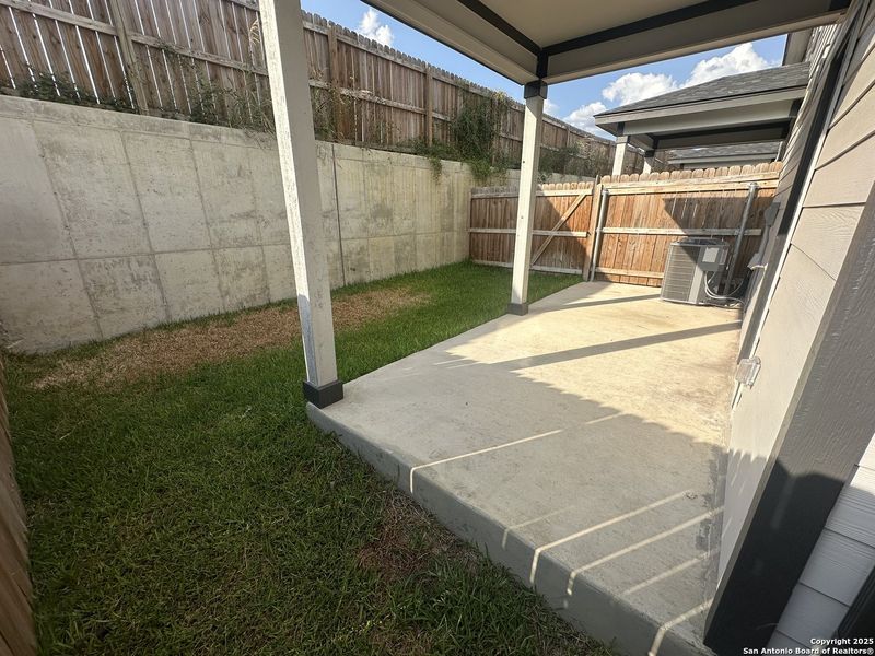 Exterior details and patio area of a home in , San Antonio (Image 2).