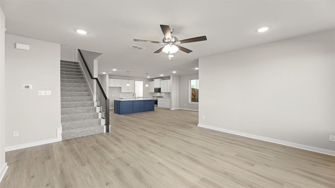 11. 9313 Derry - Family (2)