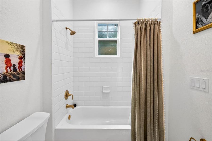 Furnished interior view inside a new home in , Dade City (Image 45).