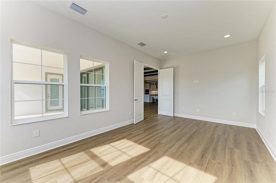 Spacious, unfurnished interior of a new home in Two Rivers, Zephyrhills (Image 32). Spacious, unfurnished interior of a new home in Two Rivers, Zephyrhills (Image 32).