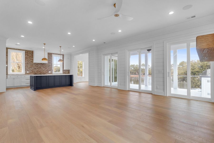 Spacious, unfurnished interior of a new home in , Mount Pleasant (Image 32).
