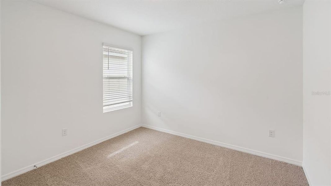 Spacious, unfurnished interior of a new home in , Lakeland (Image 13).
