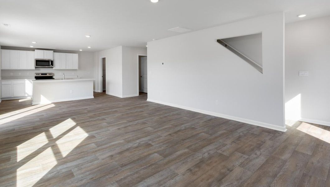 Spacious, unfurnished interior of a new home in Driftwood, Richlands (Image 22).