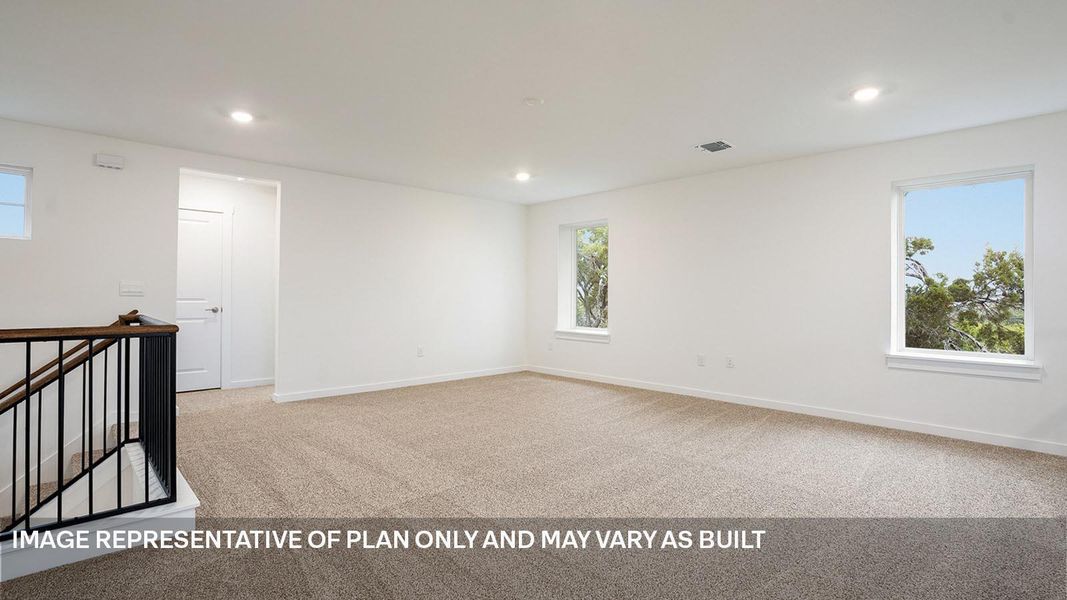 Spacious, unfurnished interior of a new home in Rosenbusch Ranch, Leander (Image 16).