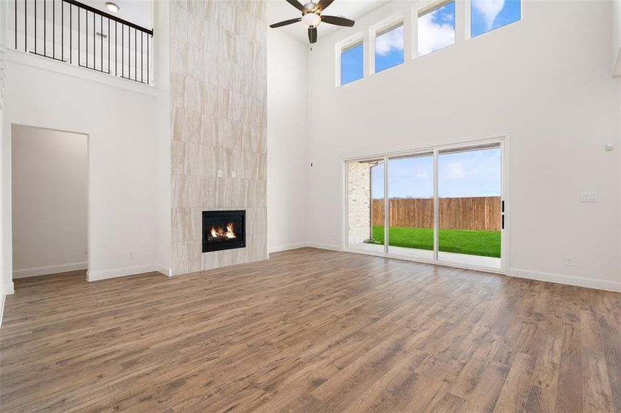 Spacious, unfurnished interior of a new home in Lake Breeze, Lavon (Image 23).
