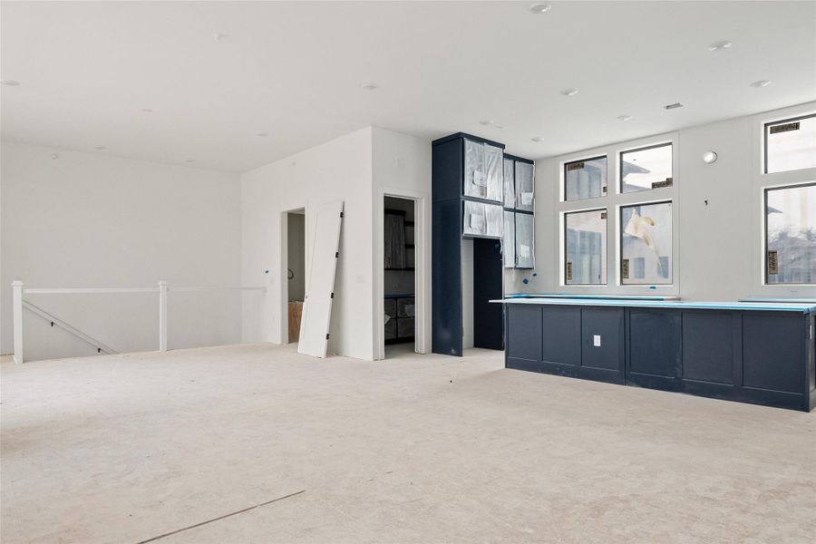 Spacious, unfurnished interior of a new home in Westline, Austin (Image 9).