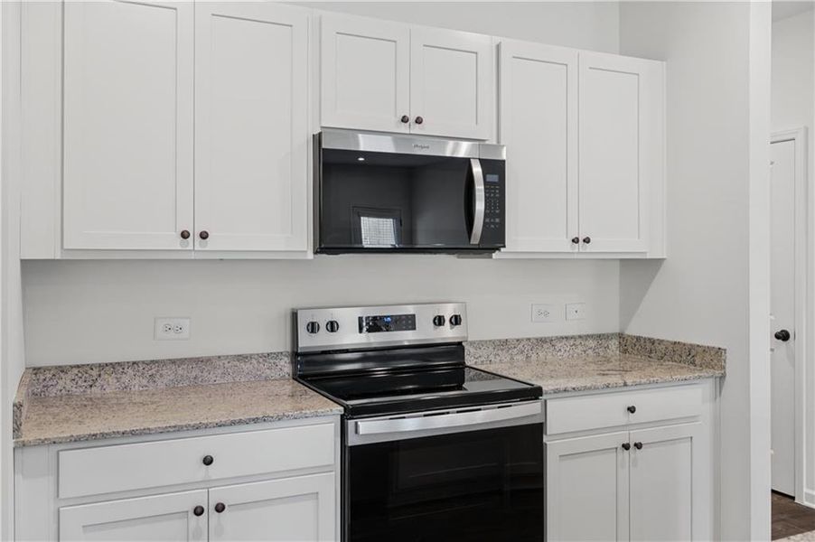 Furnished interior view inside a new home in Village Green, Adairsville (Image 6).