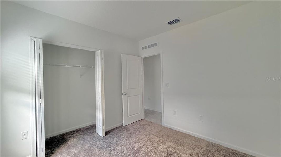 Spacious, unfurnished interior of a new home in Westview, Kissimmee (Image 23).