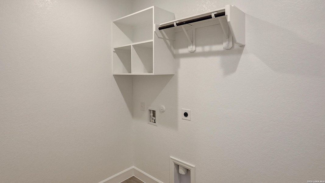 Spacious, unfurnished interior of a new home in Arcadia Ridge, San Antonio (Image 20).