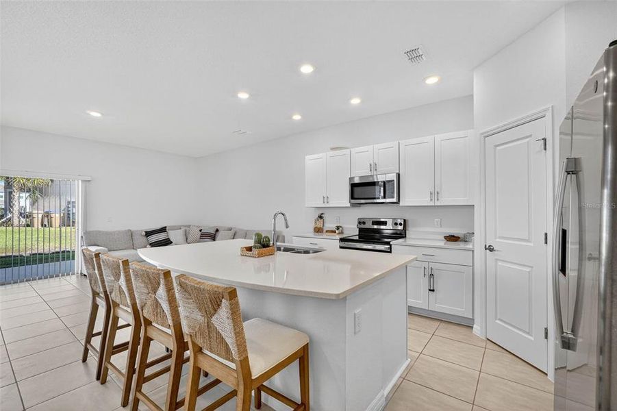 Furnished interior view inside a new home in , Kissimmee (Image 11).