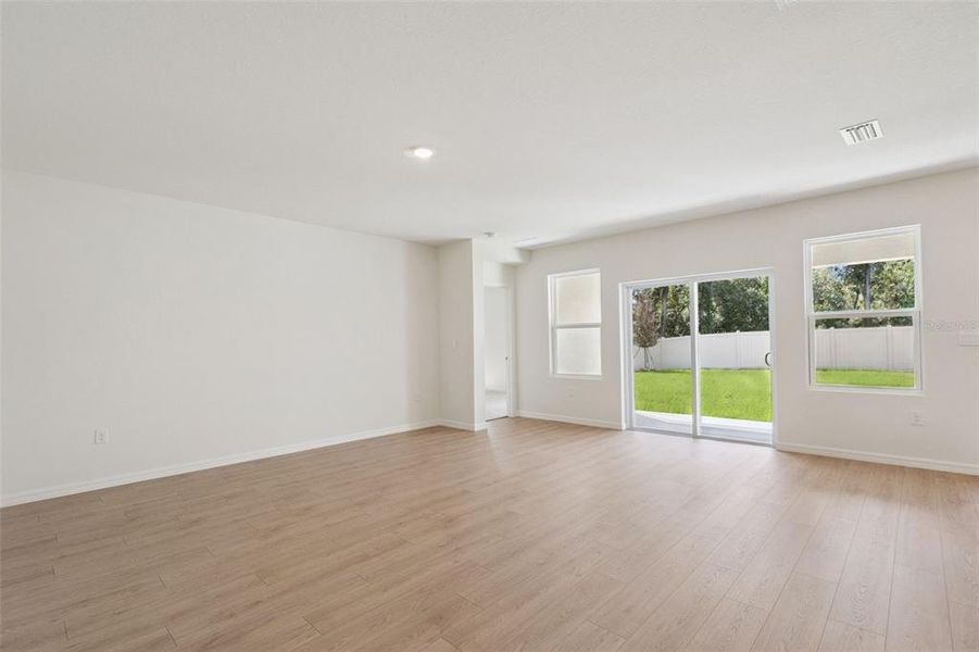 Spacious, unfurnished interior of a new home in , Daytona Beach (Image 35).