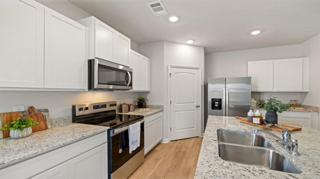 Furnished interior view inside a new home in Rolling Meadows, Jasper (Image 34).