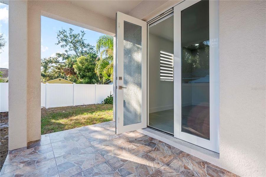 Exterior details and patio area of a home in , Pinellas Park (Image 3).