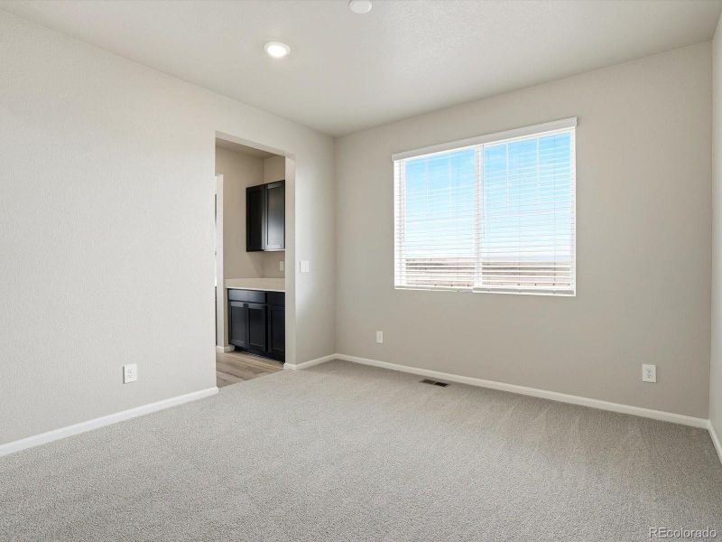 Spacious, unfurnished interior of a new home in , Commerce City (Image 24).