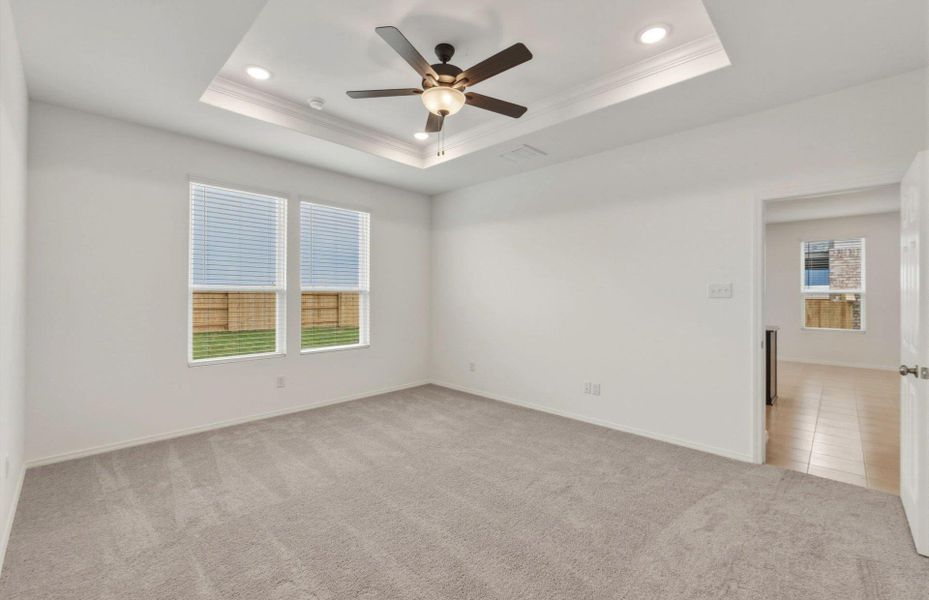 Spacious, unfurnished interior of a new home in Patterson Ranch, Georgetown (Image 16).