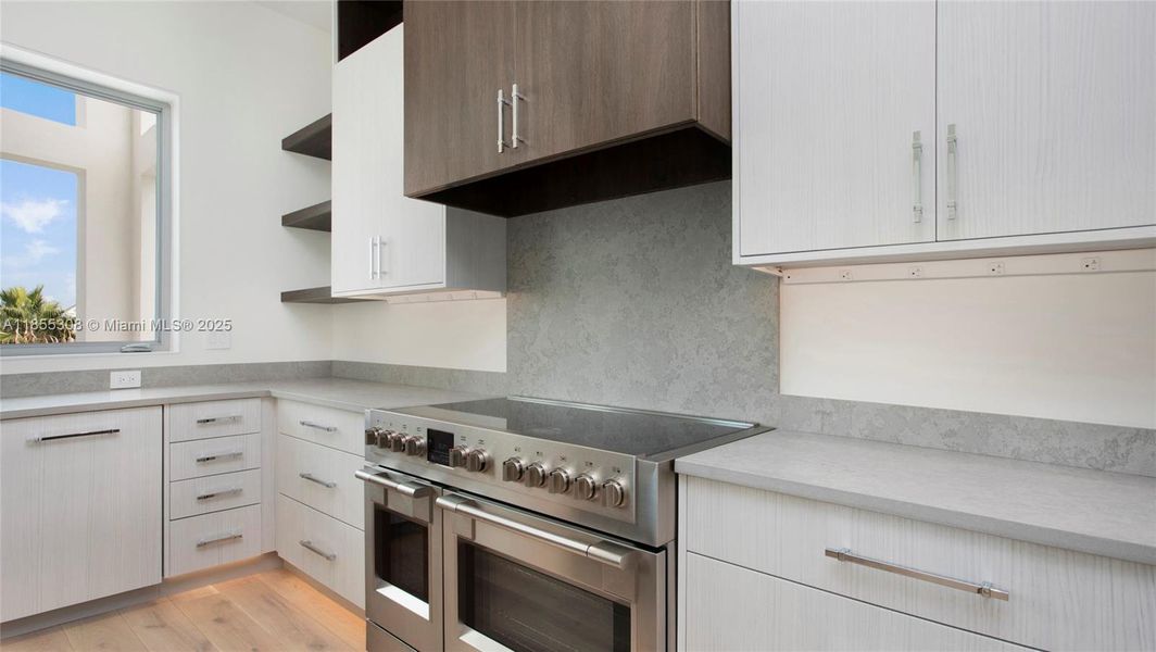 Furnished interior view inside a new home in , Naples (Image 15).