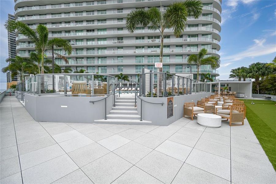 Condo located in St. Petersburg, FL showcasing its design and architecture (Image 39). Condo located in St. Petersburg, FL showcasing its design and architecture (Image 39).