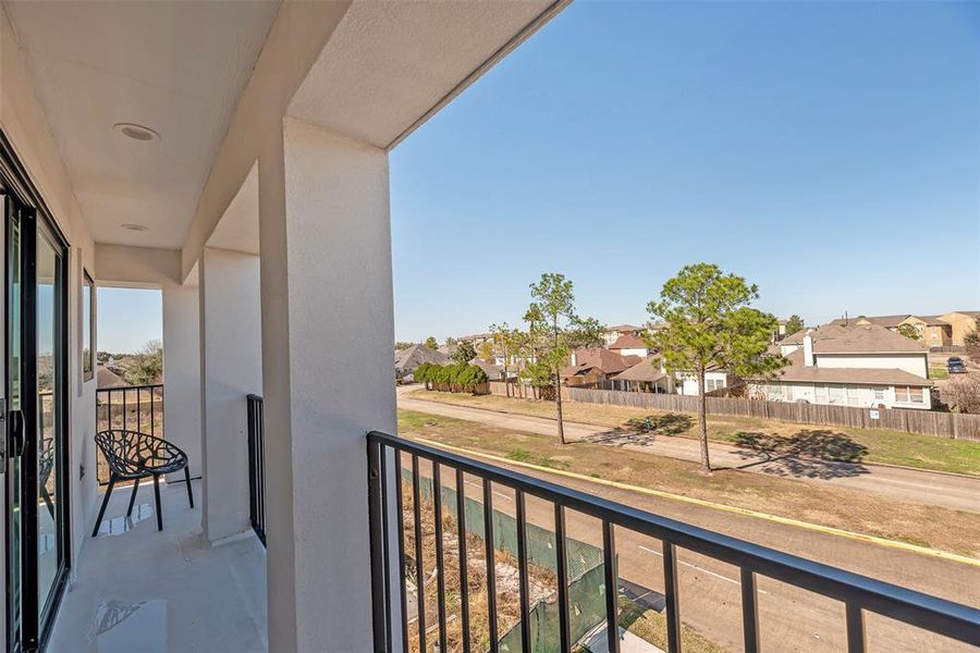 Covered balcony just off of the game room