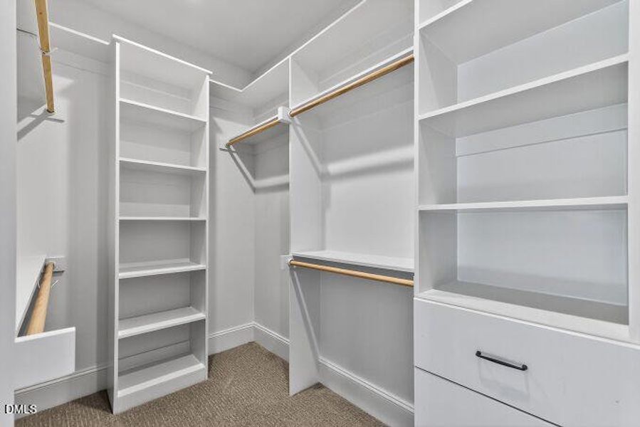 036-680x453-primary-closet