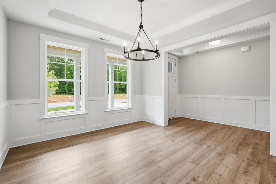 Spacious, unfurnished interior of a new home in Rone Creek, Waxhaw (Image 18). Spacious, unfurnished interior of a new home in Rone Creek, Waxhaw (Image 18).