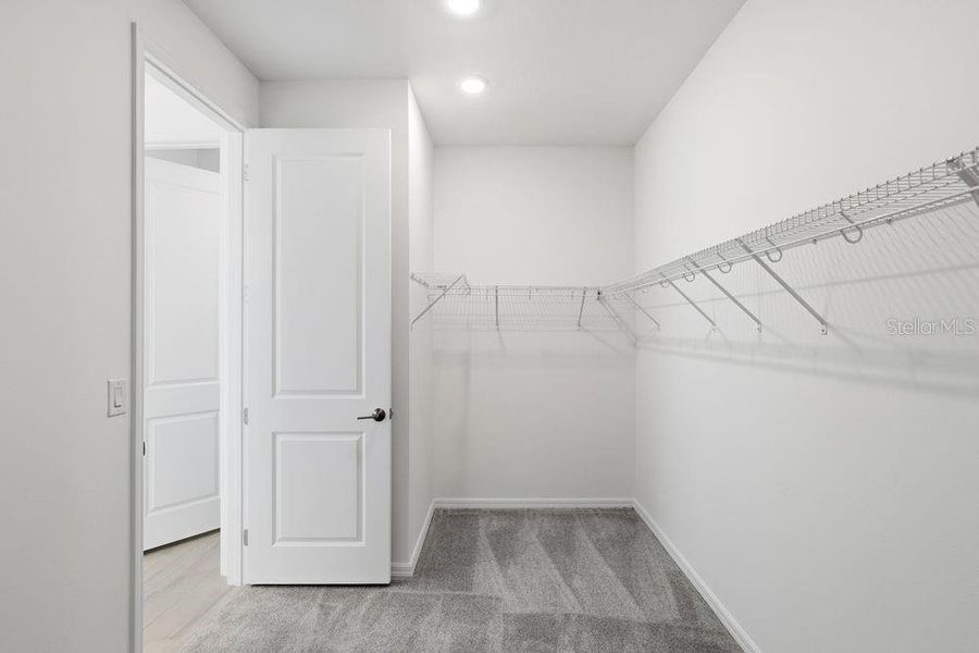 Spacious, unfurnished interior of a new home in Brookland Park, Auburndale (Image 19).