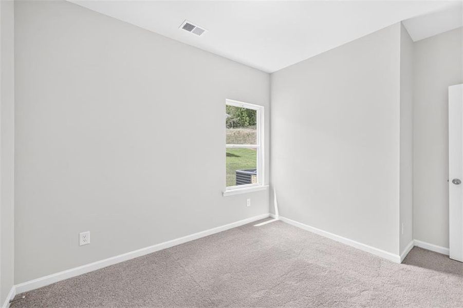 Spacious, unfurnished interior of a new home in Summerfield Place, Carrollton (Image 25).