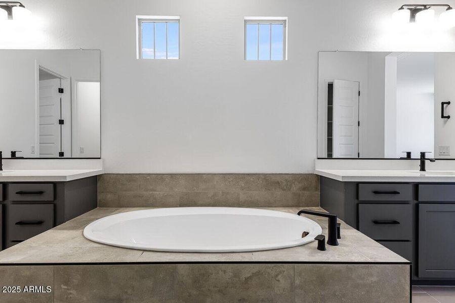 hj-az-phoenix-stonehaven-voyage-acadia-l